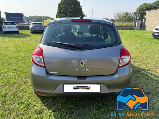 RENAULT Clio usata, con Autoradio