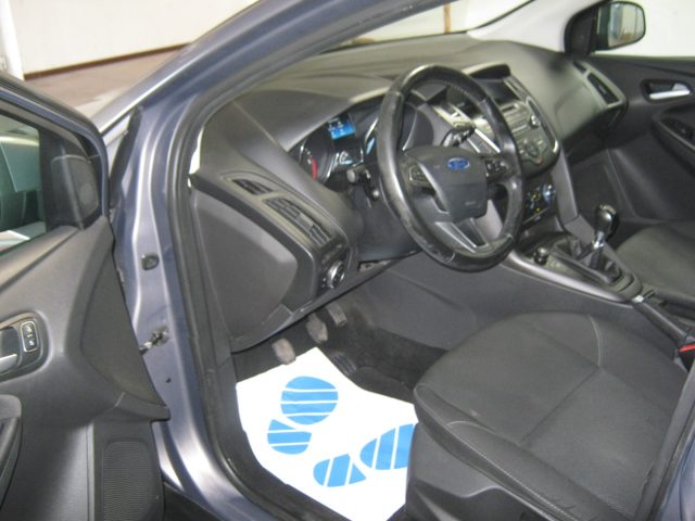 FORD Focus usata, con Alzacristalli elettrici