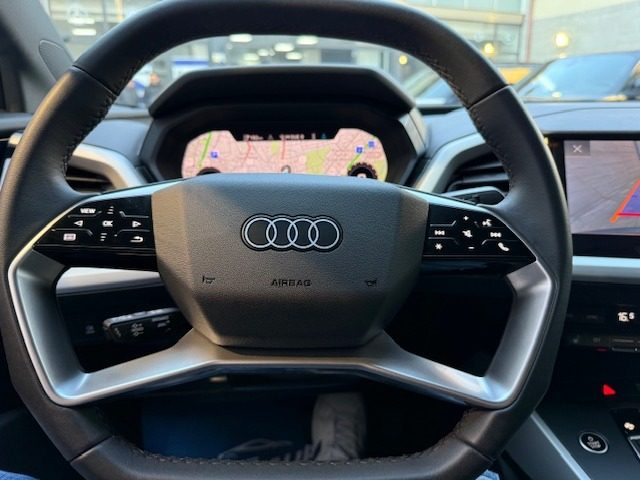 AUDI Q4 e-tron usata, con Fari Xenon