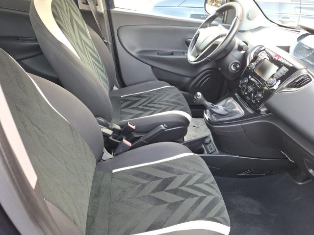 LANCIA Ypsilon usata, con Chiusura centralizzata