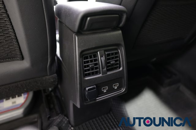 RENAULT Captur usata, con Airbag testa