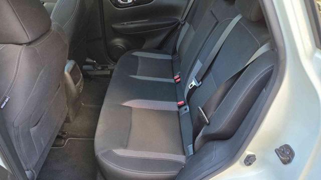 NISSAN Qashqai usata, con Controllo automatico clima