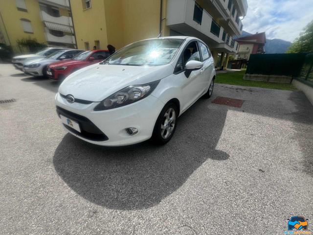 FORD Fiesta usata, con ABS