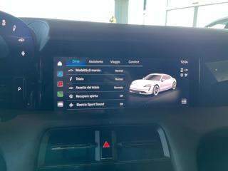 PORSCHE Taycan usata, con Park Distance Control