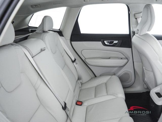 VOLVO XC60 usata 10