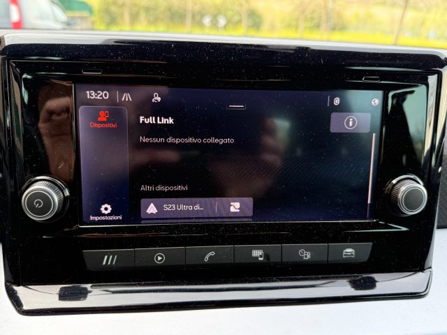 SEAT Arona usata, con USB