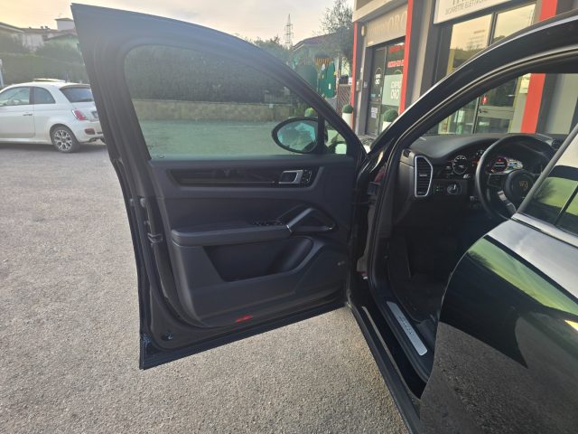 PORSCHE Cayenne usata, con Airbag testa