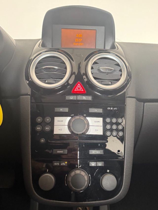 OPEL Corsa usata 11