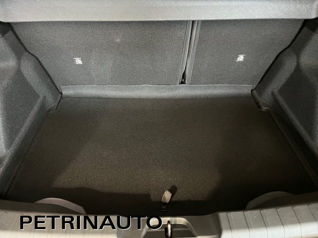 JEEP Avenger usata, con Isofix