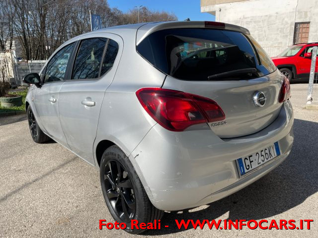 OPEL Corsa usata, con Autoradio