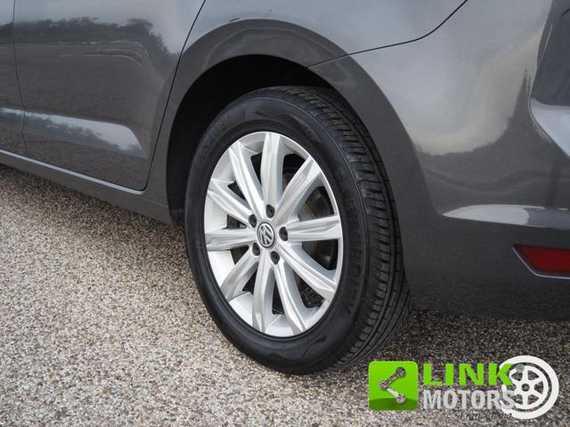 VOLKSWAGEN Touran usata 24