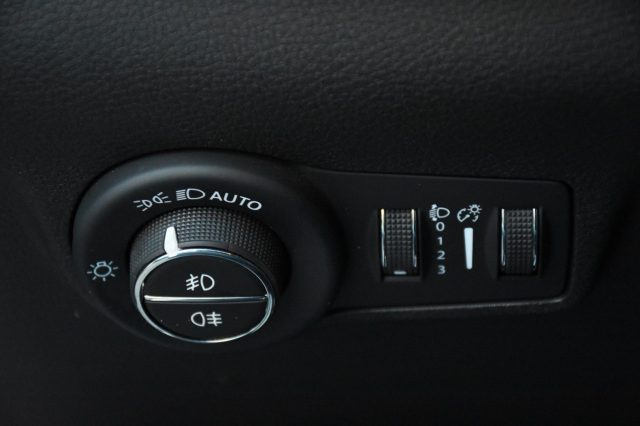 JEEP Compass usata, con Servosterzo