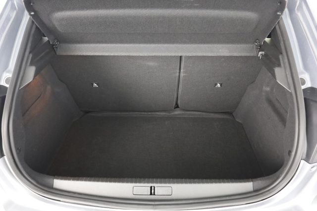 PEUGEOT 208 usata 5