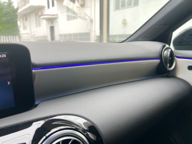 MERCEDES-BENZ A 250 usata, con Tetto panorama