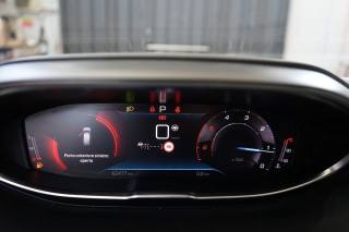 PEUGEOT 3008 usata, con Boardcomputer