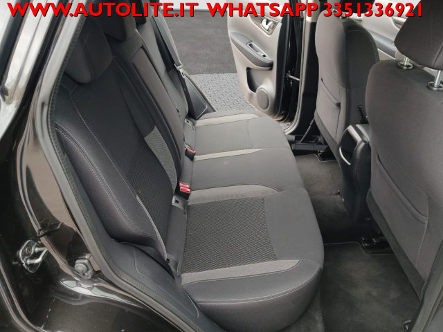 NISSAN Qashqai usata, con USB