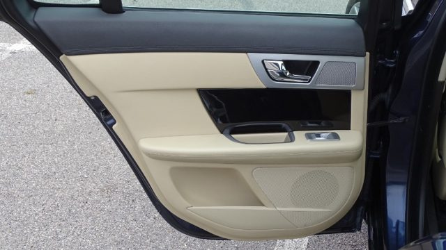 JAGUAR XF usata 49