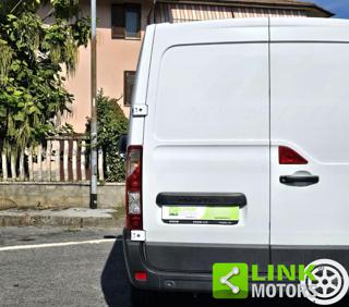 RENAULT Master usata, con Pneumatici estivi