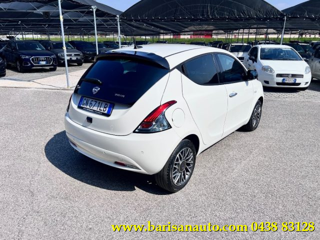 LANCIA Ypsilon usata, con Airbag