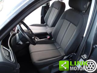 VOLKSWAGEN T-Roc usata, con Alzacristalli elettrici