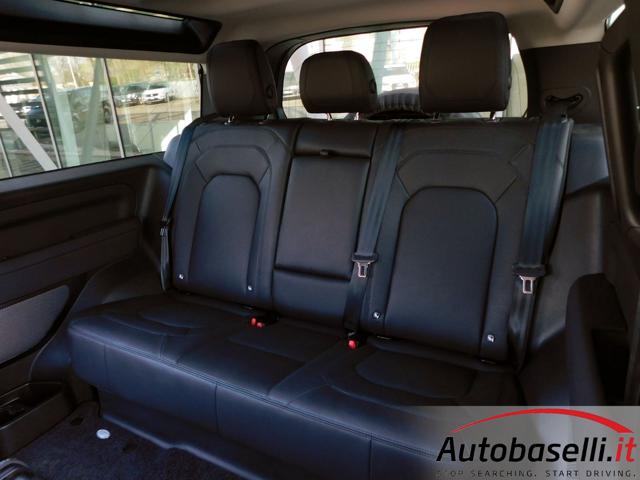 LAND ROVER Defender usata, con Airbag laterali