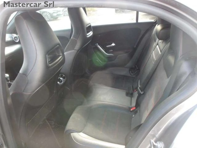MERCEDES-BENZ A 200 usata, con Vetri oscurati