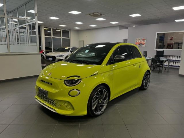 ABARTH 500e usata, con Airbag laterali