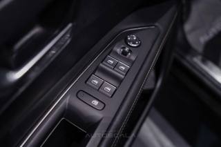 PEUGEOT 3008 usata, con Controllo automatico clima