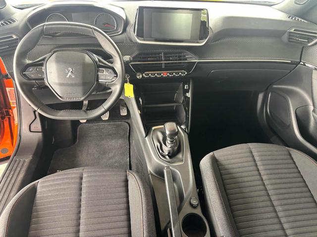 PEUGEOT 2008 usata, con Touch screen