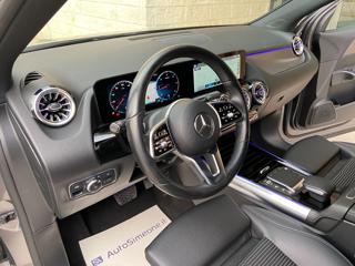 MERCEDES-BENZ GLA 200 usata, con Controllo automatico clima