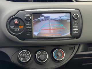 TOYOTA Yaris usata 16