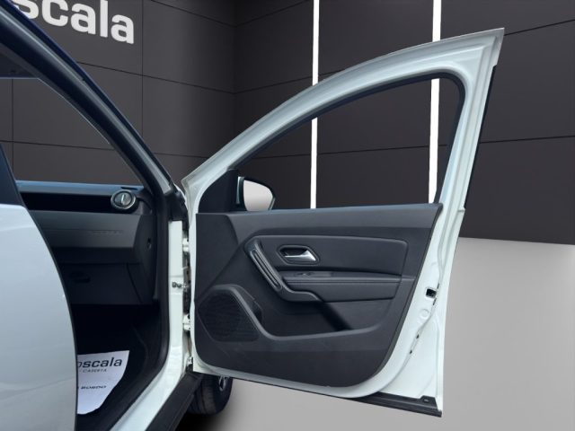 DACIA Duster usata, con Touch screen