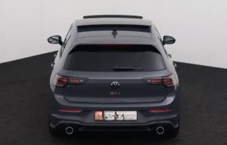 VOLKSWAGEN Golf usata, con Autoradio