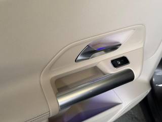 MERCEDES-BENZ GLA 180 usata, con Sensore di pioggia