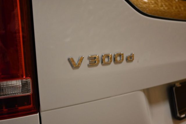 MERCEDES-BENZ V 300 usata 25