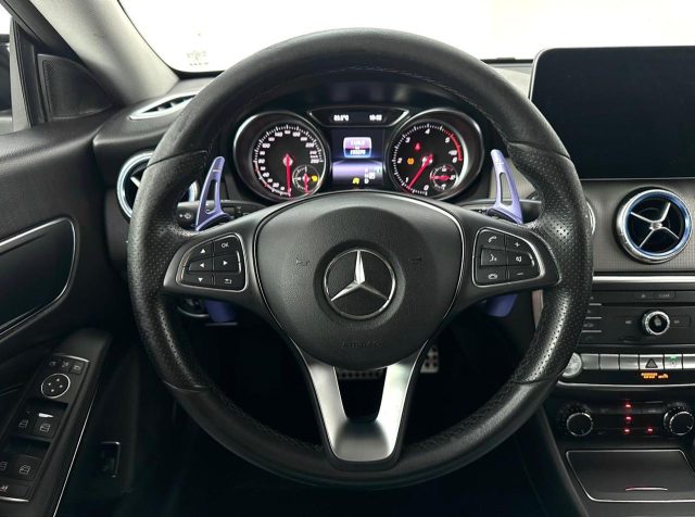 MERCEDES-BENZ CLA 200 usata, con Chiusura centralizzata