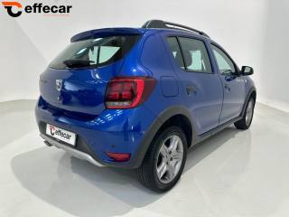 DACIA Sandero usata, con Autoradio