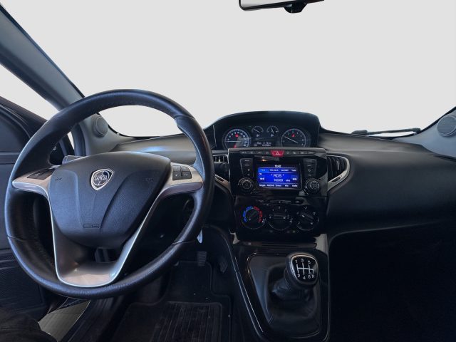 LANCIA Ypsilon usata 8