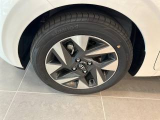 HYUNDAI i10 usata, con Immobilizzatore elettronico