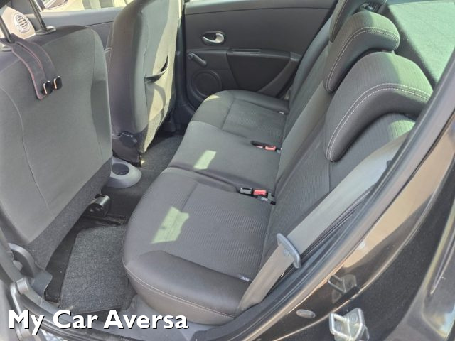 RENAULT Clio usata, con Chiusura centralizzata