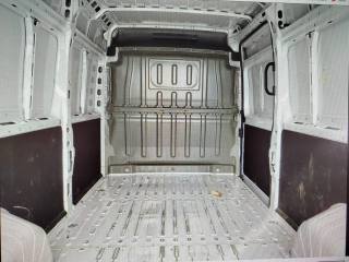 PEUGEOT Boxer usata, con Climatizzatore