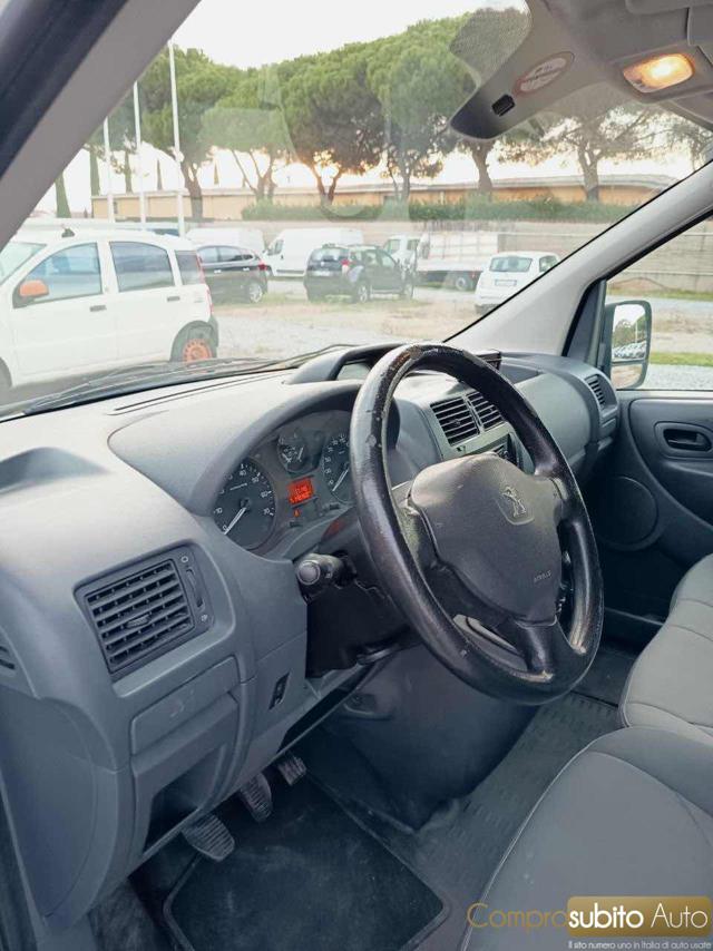 PEUGEOT Expert usata 11