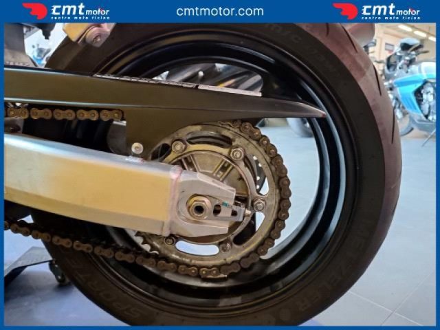 HONDA CBR 600 F usata 13