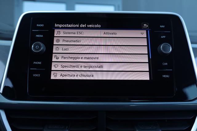 VOLKSWAGEN T-Roc usata, con Controllo elettronico della corsia