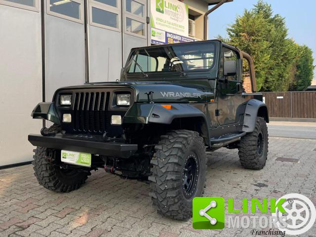 JEEP Wrangler usata, con Autoradio