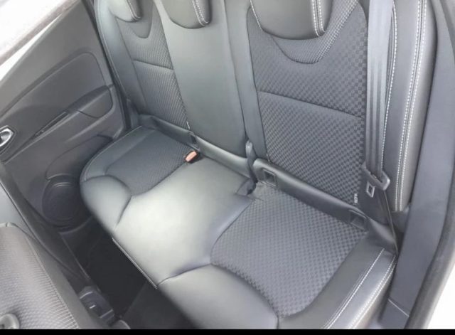 RENAULT Clio usata, con Servosterzo