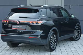 VOLKSWAGEN Tiguan usata, con Airbag laterali