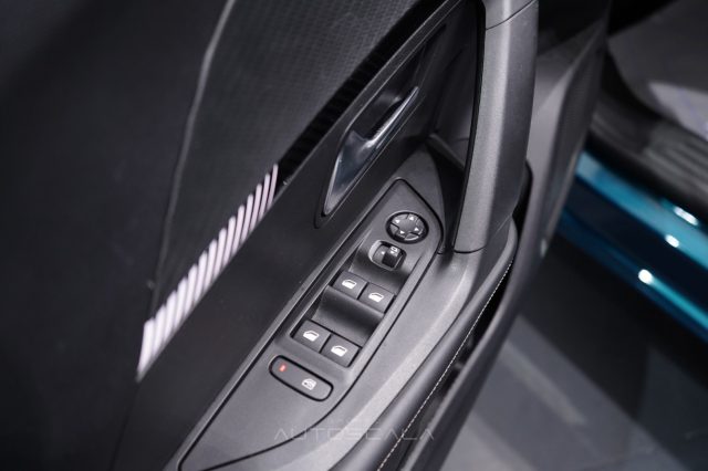 PEUGEOT 2008 usata, con ESP