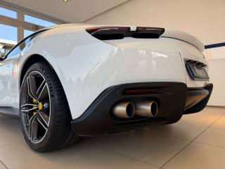 FERRARI Roma usata, con Servosterzo