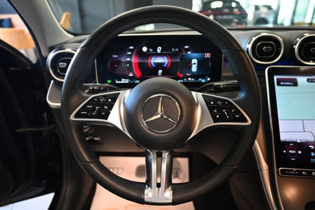 MERCEDES-BENZ C 300 usata 31